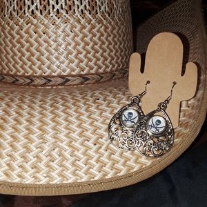 Silver skull earings